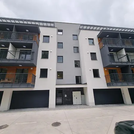 Novy Apartman Lipova Alej *