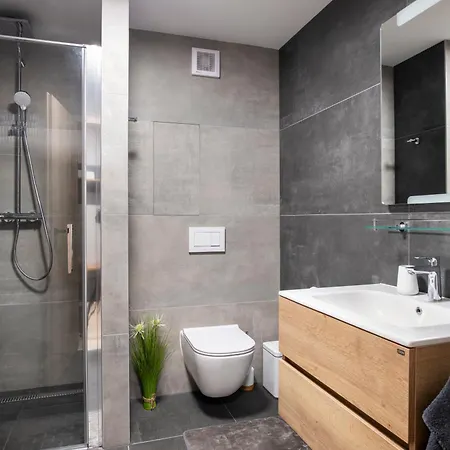 Novy Apartman Lipova Alej *