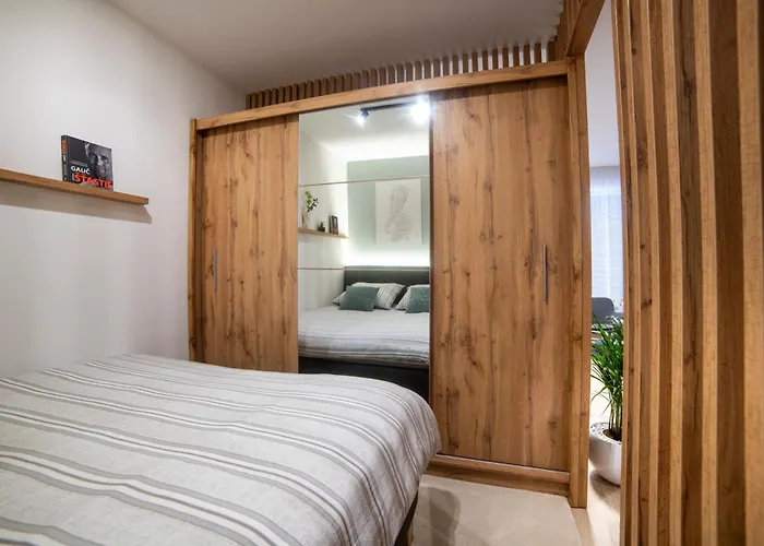 Lejlighed Novy Apartman Lipova Alej